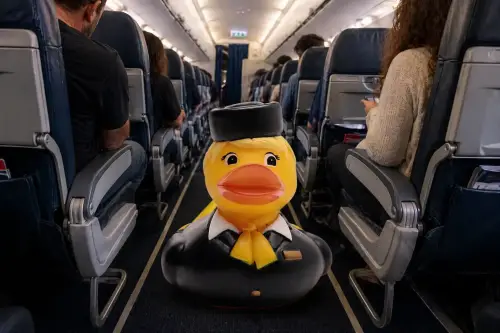 (image for) Flight Attendant Duck - Yellow Tie